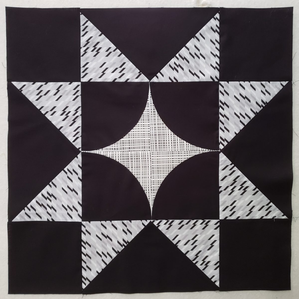 Seeing Stars Quilt Along- Curvy Star Blocks
